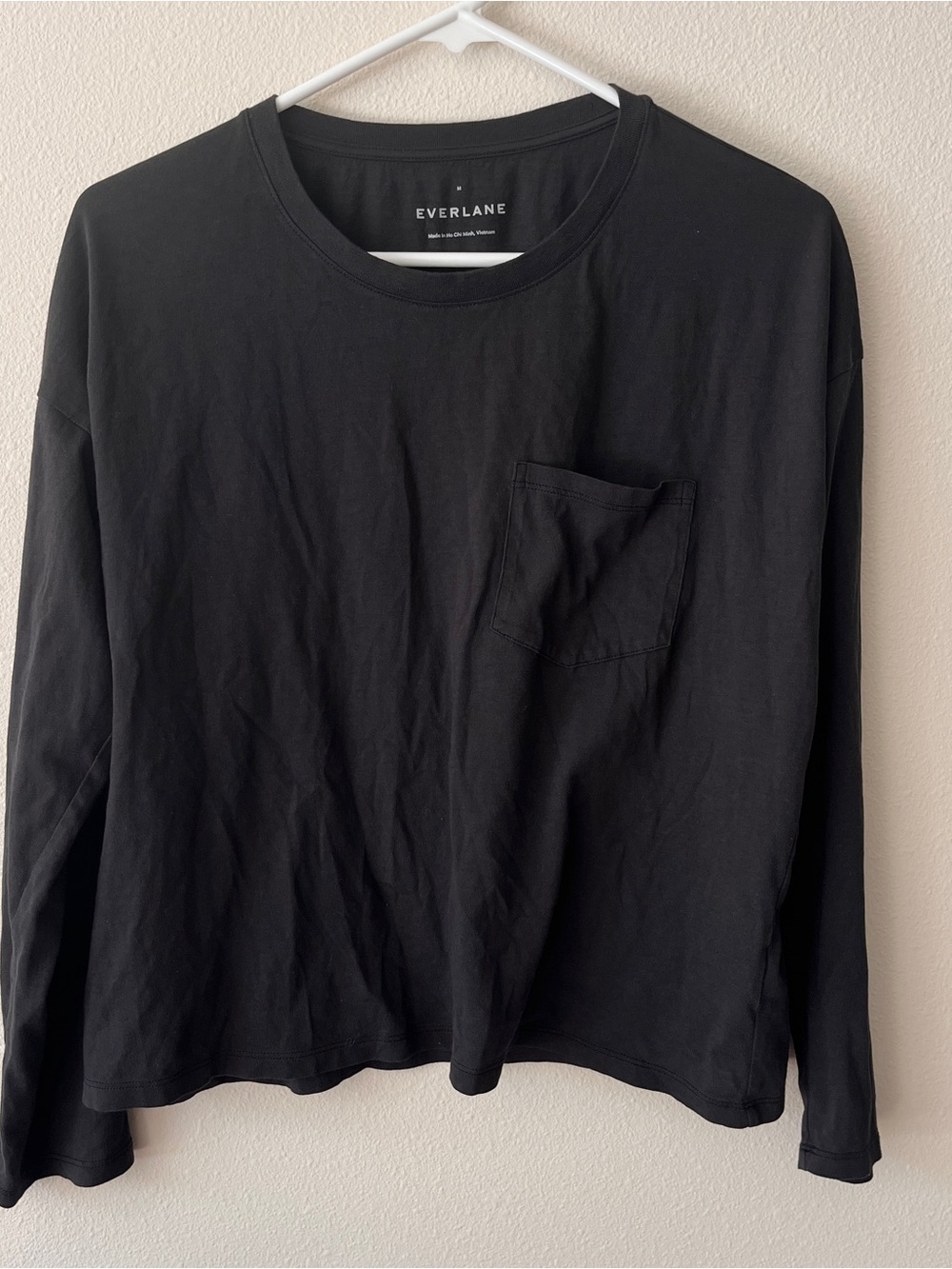 Everlane Black Long Sleeve Pocket Tee